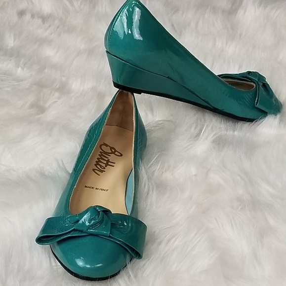 Butter turquoise wedge bow front shoes size 6.5 - Picture 2 of 6